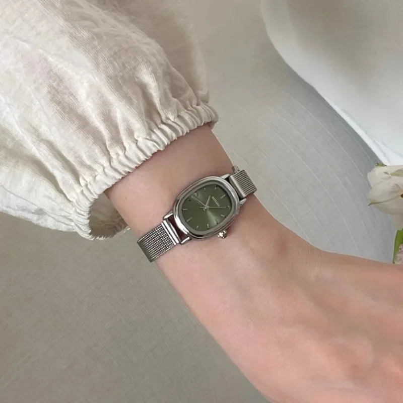 Luxury Watch Ladies - Зеленые часы с маленьким овальным циферблатом,