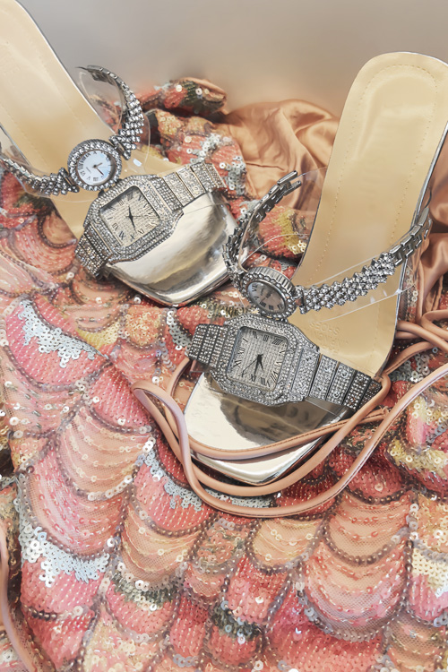 Оригинальный дизайн, босоножки – обзор и цена Luxury Watch Women