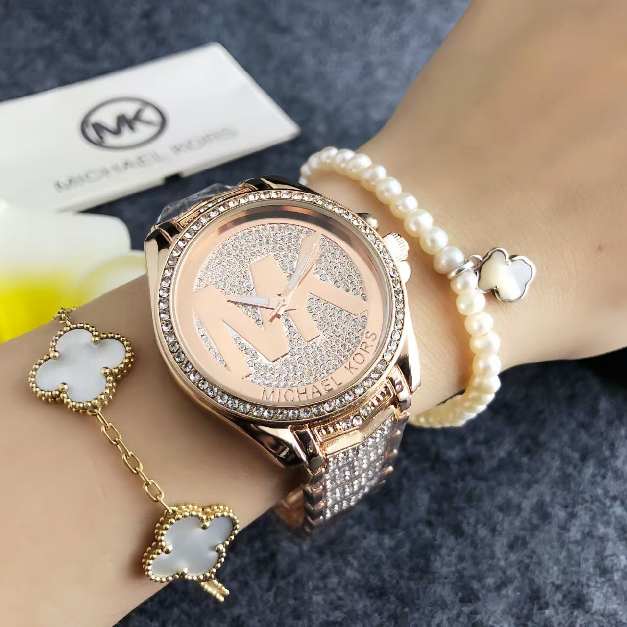 Новый модный и элегантный женс – обзор и цена Luxury Watch Photo