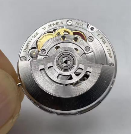 Новые мужские часы GMT 40 мм с – обзор и цена Luxury Watch La